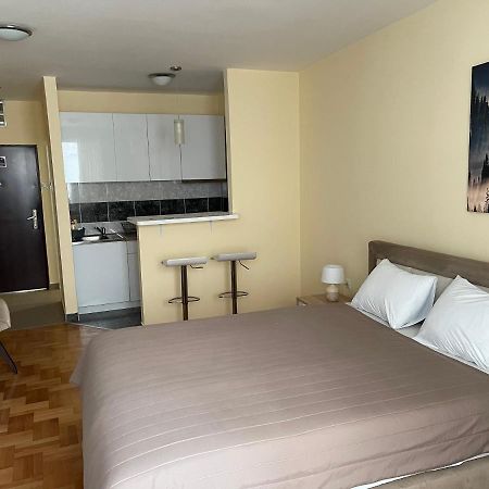 Trident Apartments 2 Ni Extérieur photo