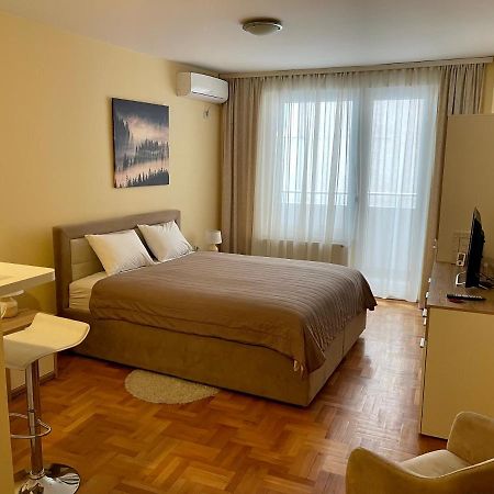 Trident Apartments 2 Ni Extérieur photo