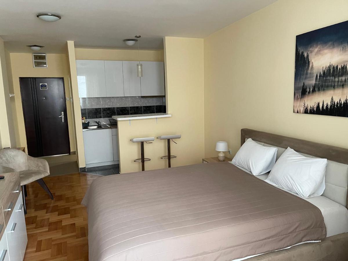 Trident Apartments 2 Ni Extérieur photo