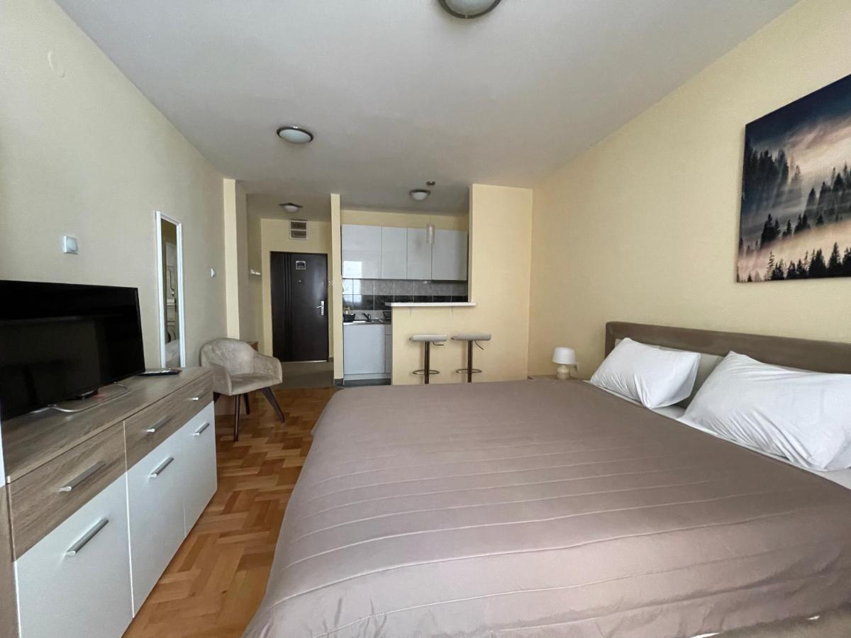 Trident Apartments 2 Ni Extérieur photo