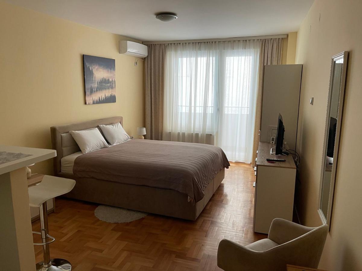 Trident Apartments 2 Ni Extérieur photo